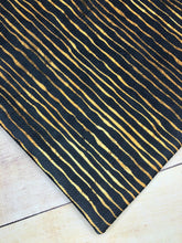 Load image into Gallery viewer, Black and Gold Stripes Bullet